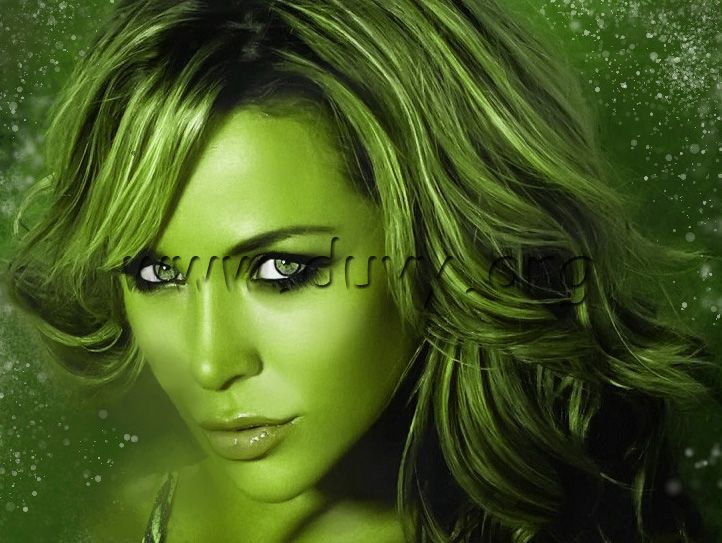 Emily face-3d2-web.jpg - Green result. Photoshop study for an Airbrush project